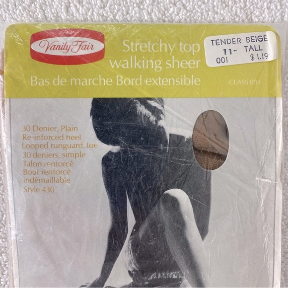 Vintage Vanity Fair Tender Beige Walking Sheer Pantyhose NWT - Picture 2 of 5
